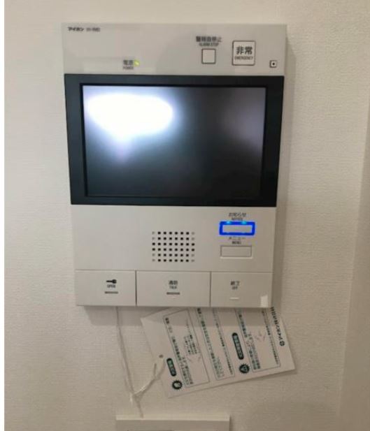 セキュリティ　モニター付きインターホン