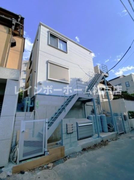 建物外観　落ち着いた雰囲気の外観です