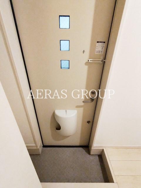 玄関　別部屋同仕様