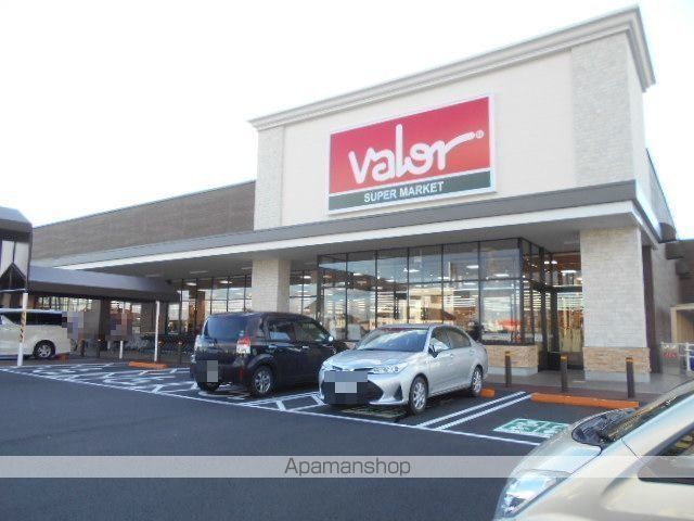 スーパー　バロー穂積店（スーパー）まで750m
