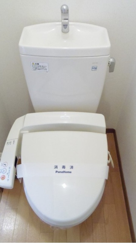 トイレ　図面と現状に相違がある場合には現状を優先
