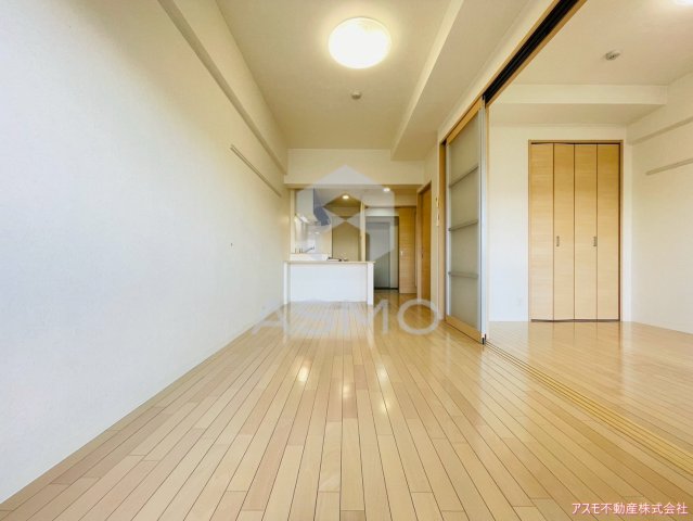 居室・リビング　同マンション別部屋　参考写真