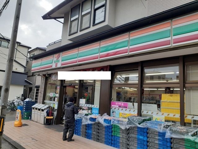 コンビニ　セブンイレブン（コンビニ）まで160m
