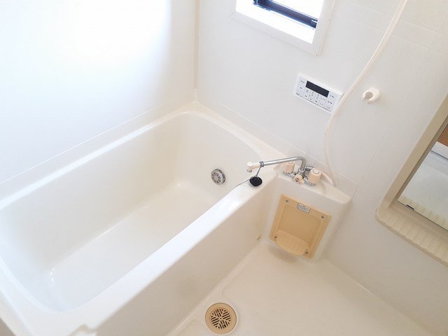 バス・シャワールーム　日々の暮らしに欠かせないお風呂です