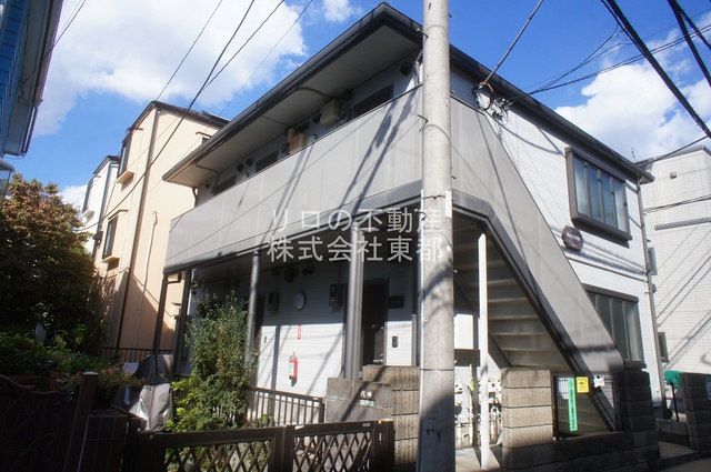 建物外観　京王線「明大前駅」より徒歩４分の好立地です☆