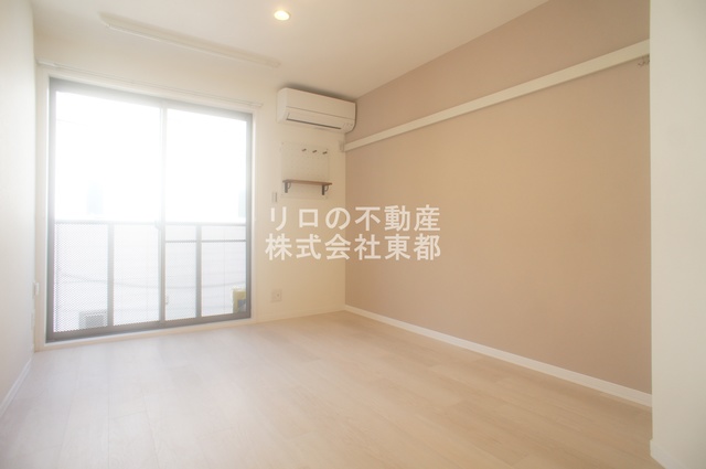 居室・リビング　明るい雰囲気で暮らしやすい！優しい質感の室内がオススメ☆