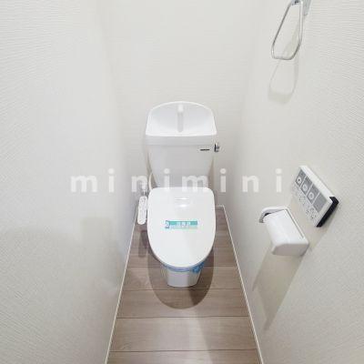 トイレ　※写真は他号室を含む為現状優先とさせて頂きます