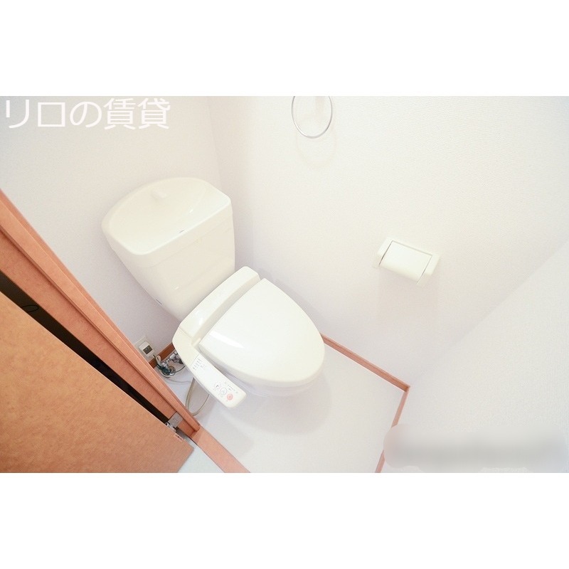 トイレ　別号室