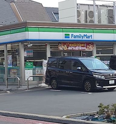 コンビニ　ファミリーマート大田東矢口三丁目店（コンビニ）まで282m