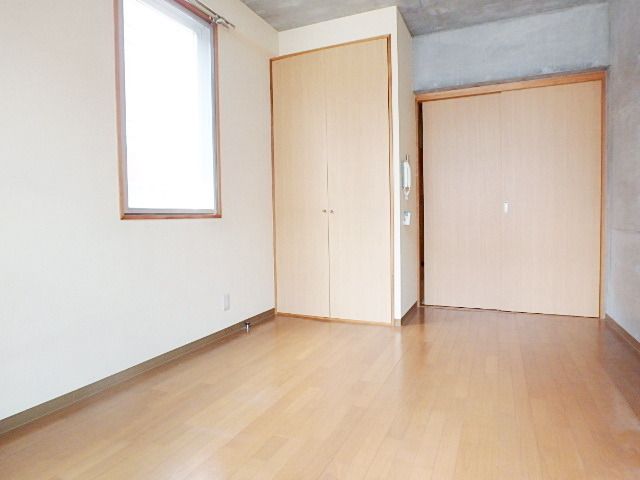 その他部屋・スペース　2面採光です！