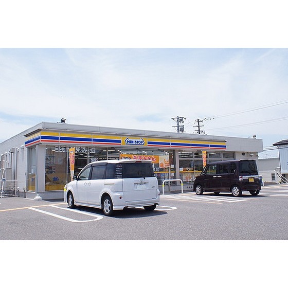 コンビニ　ミニストップ郡山久留米店（コンビニ）まで302m