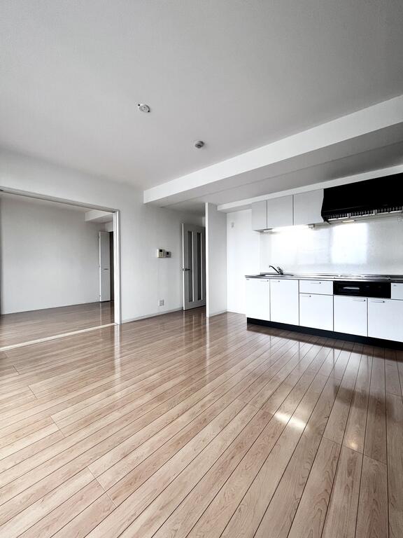 居室・リビング　※写真は同じマンションの違う部屋のものになります。