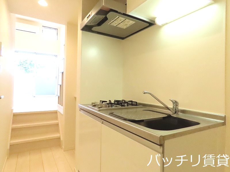 キッチン　画像は同型タイプの為、現状を優先いたします
