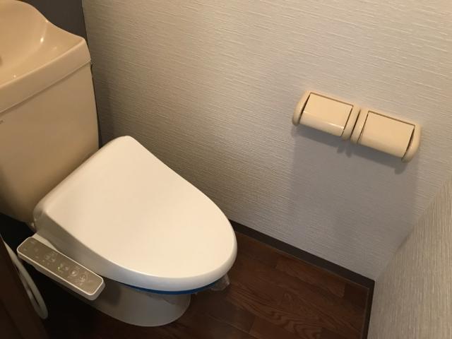 トイレ　トイレ