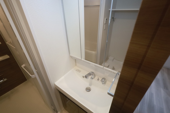 洗面設備　※別部屋の写真です