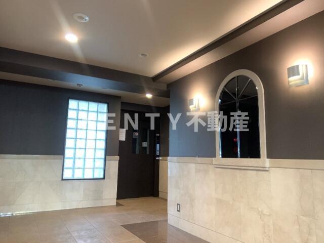 ロビー　建物の内部です