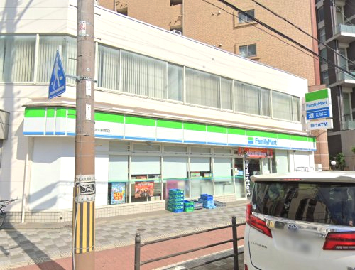 コンビニ　ファミリーマート東淀川駅前店（コンビニ）まで498m