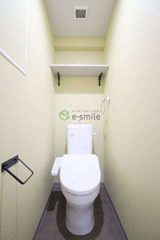 トイレ　清潔感のあるトイレです