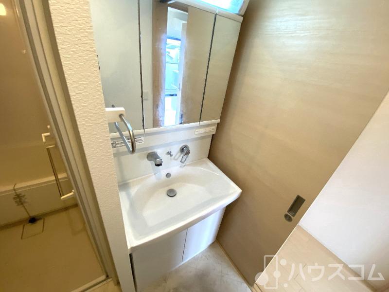 洗面設備　洗面所も広々使いやすそうですね★