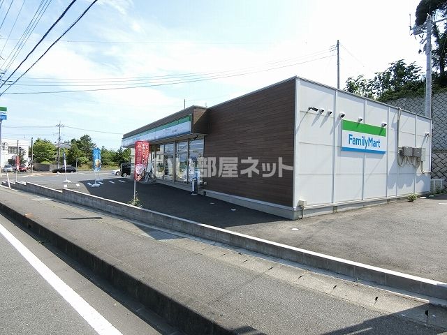 コンビニ　ファミリーマート 日立小木津店（コンビニ）まで549m