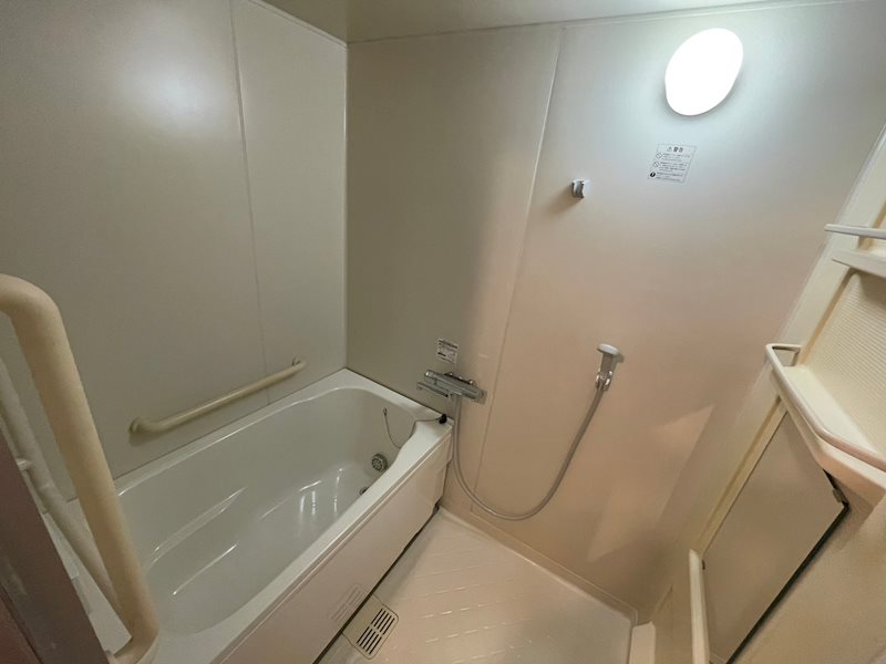 バス・シャワールーム　別部屋参考になります。