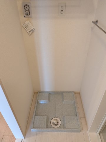 その他　室内洗濯機置場です