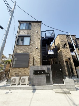 建物外観　人気の金沢八景エリア♪築一年の築浅アパート♪