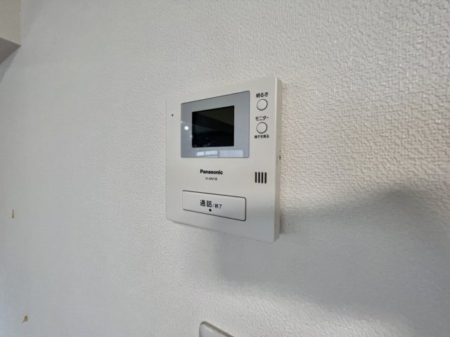 セキュリティ　モニターホンです