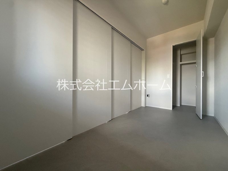 その他部屋・スペース　洋室5帖　ウォークインクローゼット（収納充実してます）