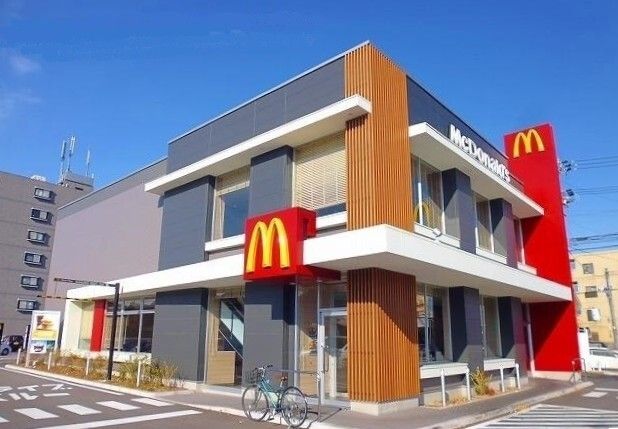 飲食店　マクドナルド（飲食店）まで600m