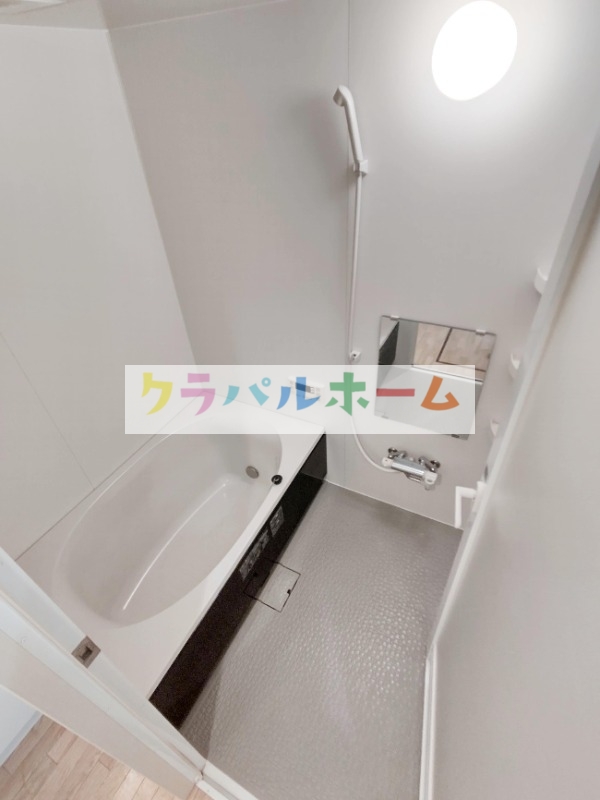 バス・シャワールーム　給湯・追い焚き付き