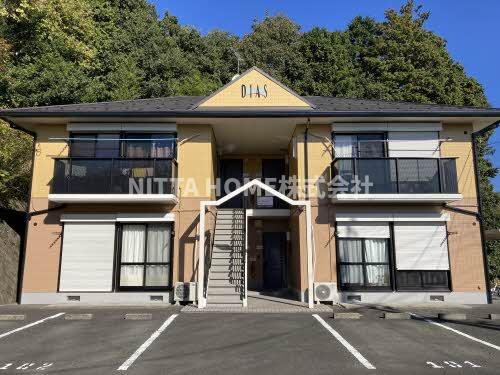 建物外観　ネット＆駐車場１台無料でお得◇コンビニやスーパー徒歩近く◎