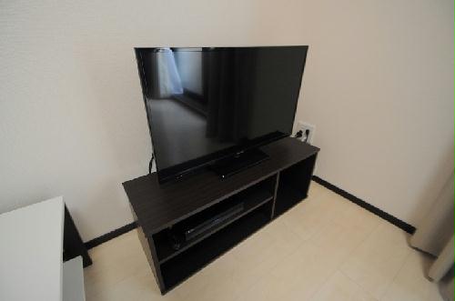 その他　類似タイプ　32型液晶ＴＶ　ＬＥＯＮＥＴでWI－FI環境完備