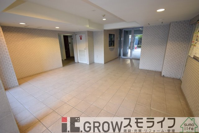 阪神本線 岩屋駅 徒歩3分 8階建 築29年の外観写真