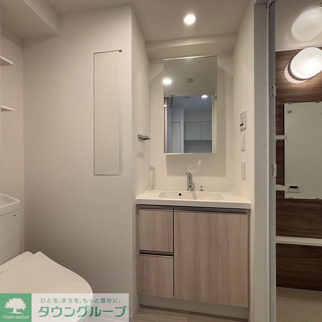 洗面設備　※写真は同タイプ住戸です。