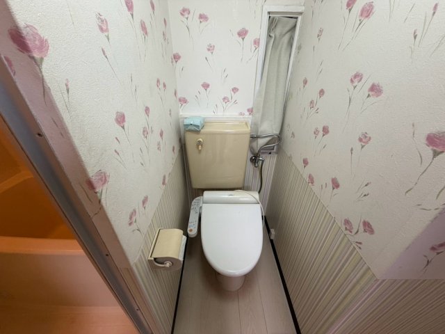 住吉東町3丁目アパートのトイレ写真
