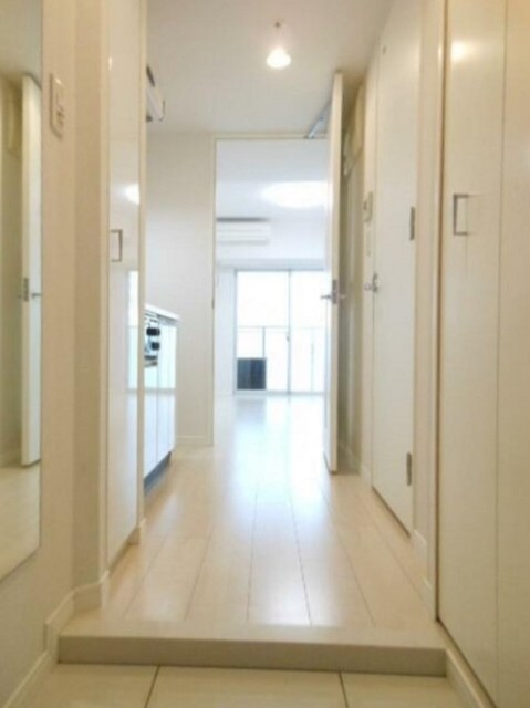 玄関　別部屋同仕様タイプ