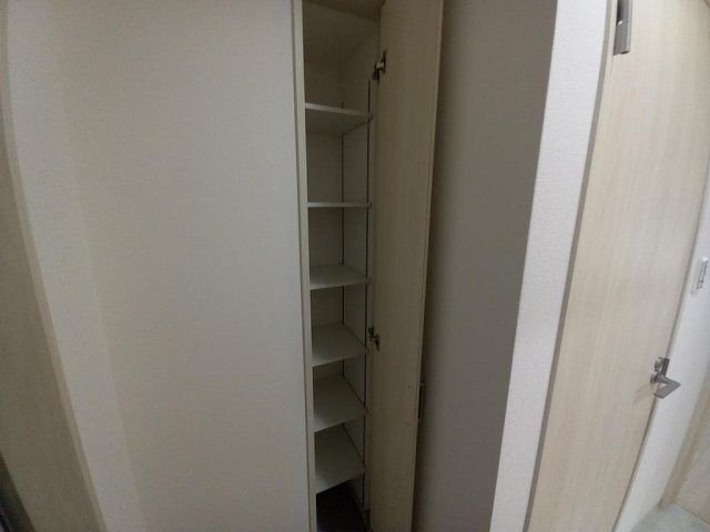 玄関　シューズボックス