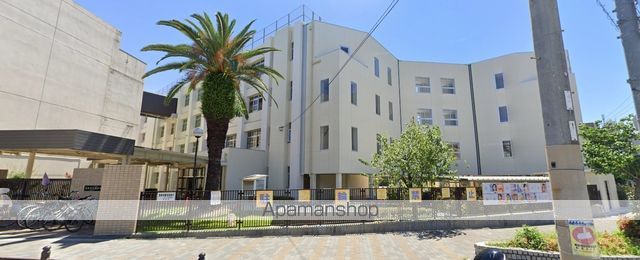 小学校　南住吉小学校（小学校）まで300m