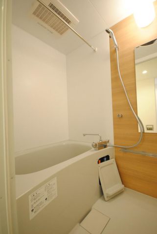 バス・シャワールーム　バス※別部屋参考写真