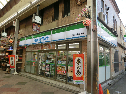 コンビニ　ファミリーマート 新京極蛸薬師店（コンビニ）まで324m