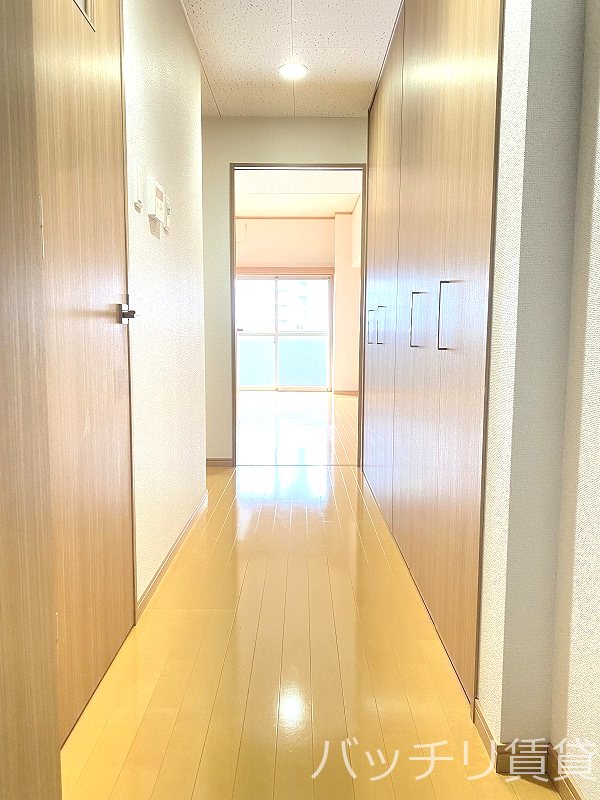 ロイヤルリバービューの内装写真