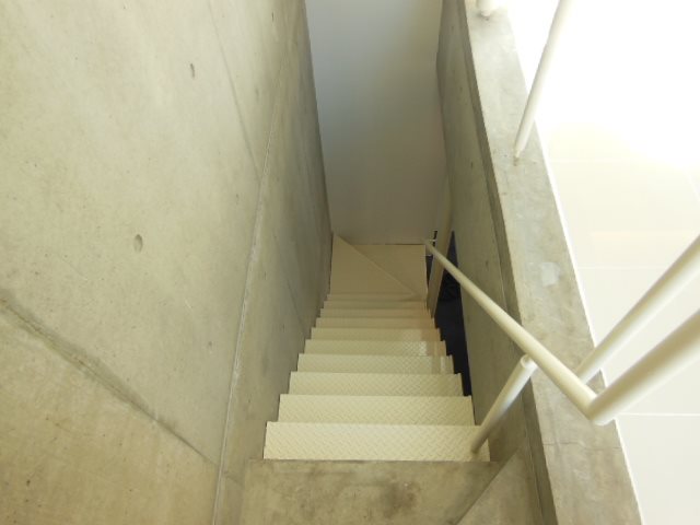 その他　同建物同号室の室内写真です。(106号室)