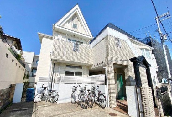 建物外観　外観は落ち着いています