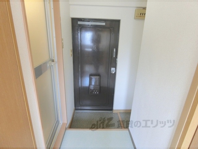 コーポ下山の玄関写真