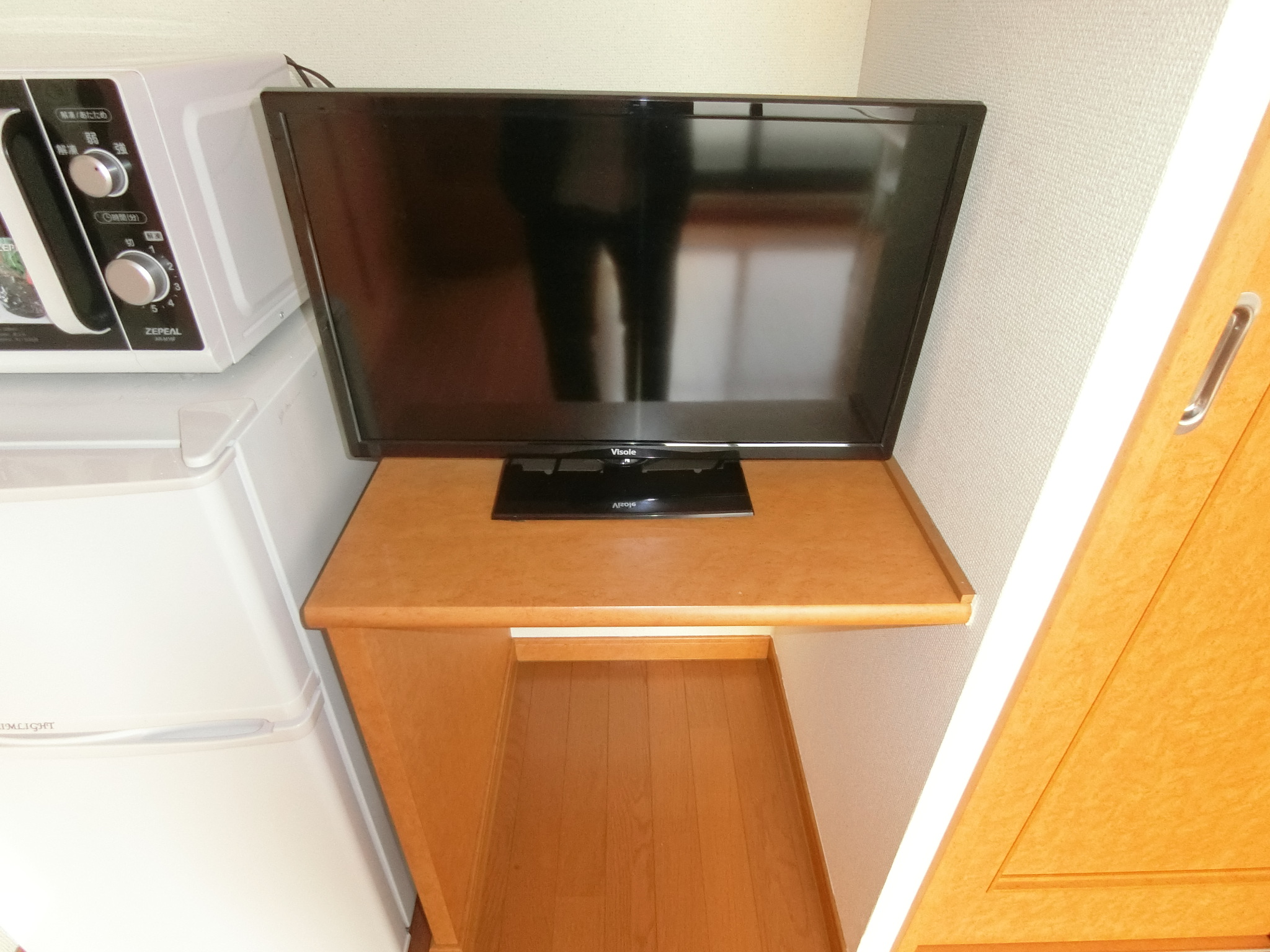 セキュリティ　テレビが備付です。
