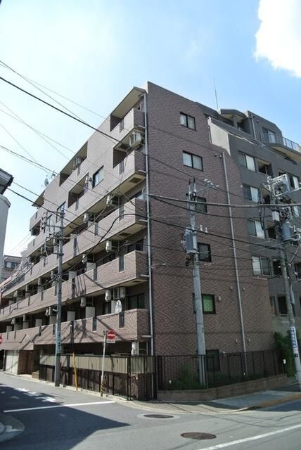 建物外観　外観は落ち着いています