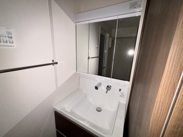 洗面設備　別室参考写真となります。