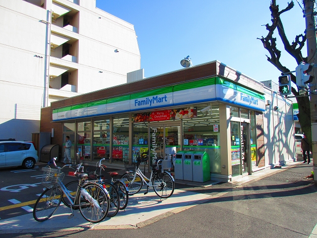 コンビニ　ファミリーマート 住之江公園駅南店（コンビニ）まで80m