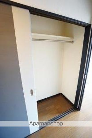 地下鉄空港線 赤坂駅 徒歩8分 13階建 築31年の内装写真